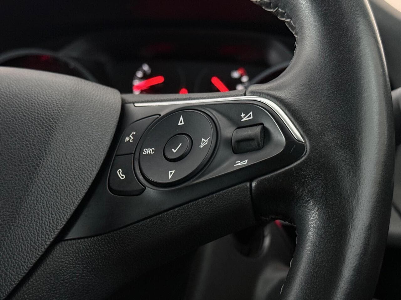 Vauxhall Grandland X thumbnail Misc Controls