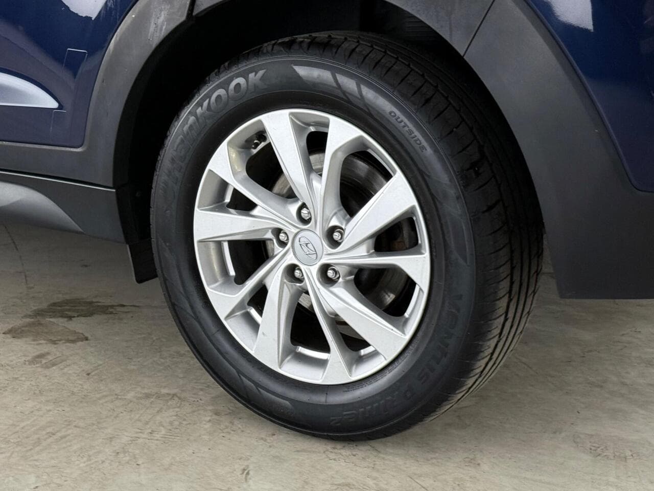 Hyundai TUCSON thumbnail Wheel