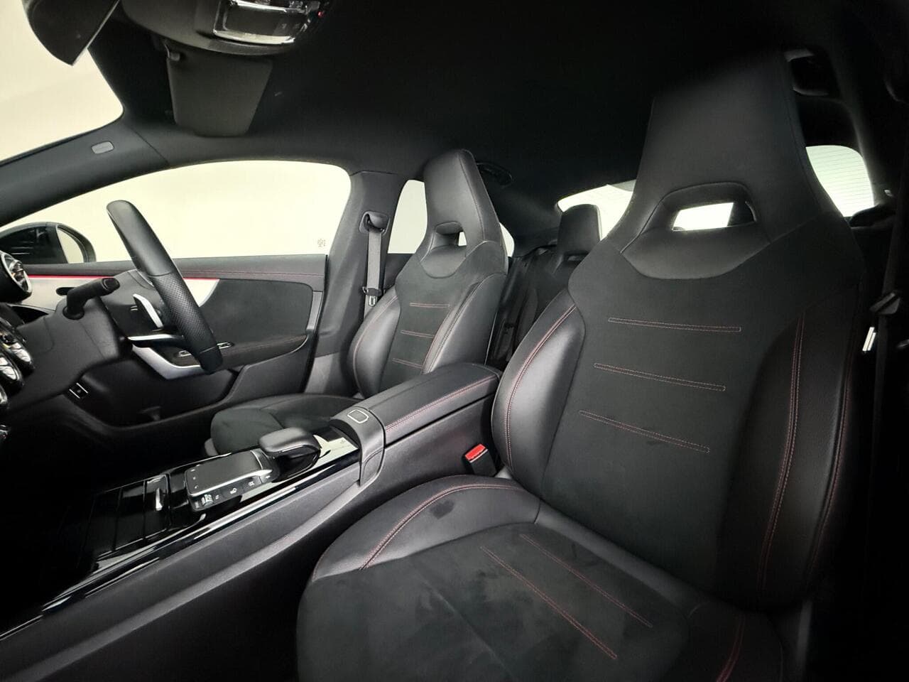 Mercedes-Benz CLA thumbnail Seat Front Passenger