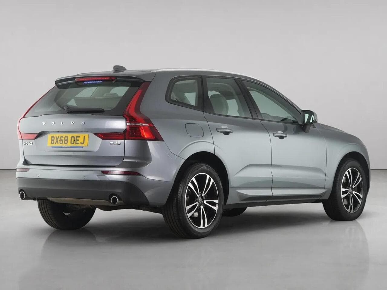 Volvo XC60 thumbnail Rear Right