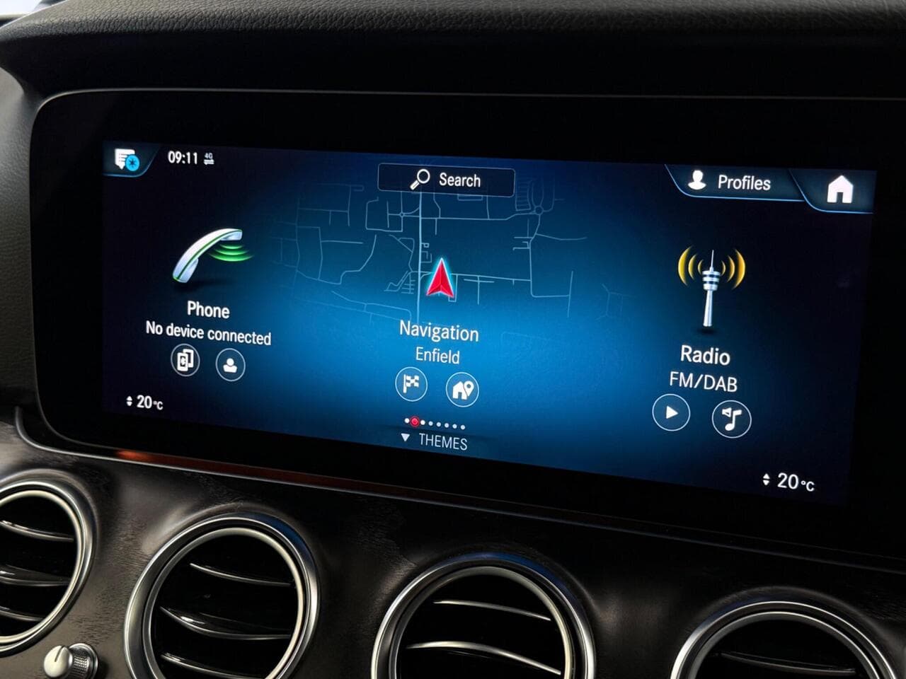 Mercedes-Benz E Class thumbnail Infotainment System