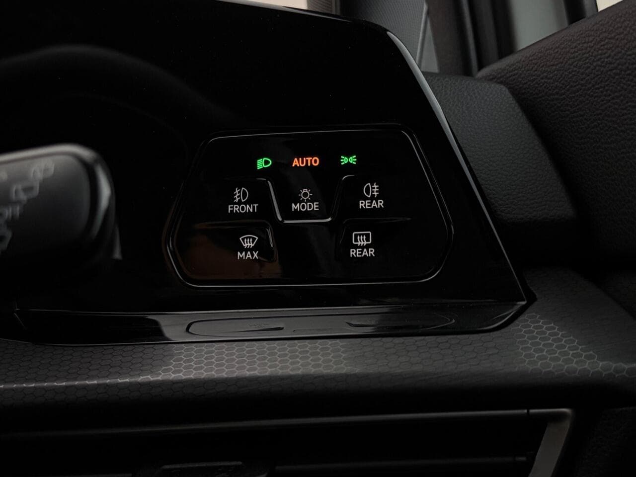 Volkswagen Golf thumbnail Misc Controls