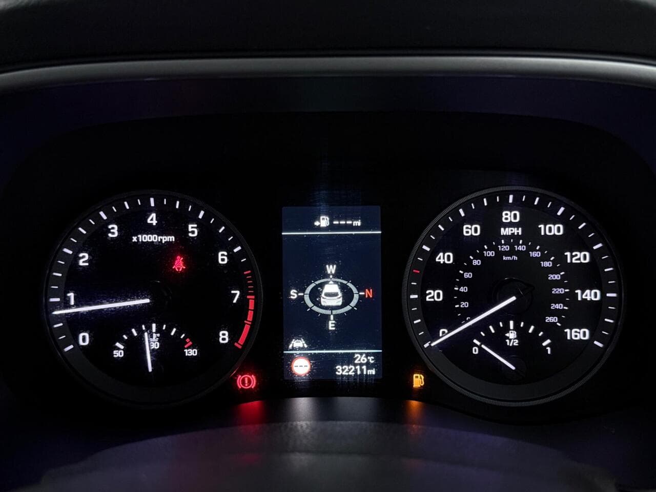 Hyundai TUCSON thumbnail Driver Instruments