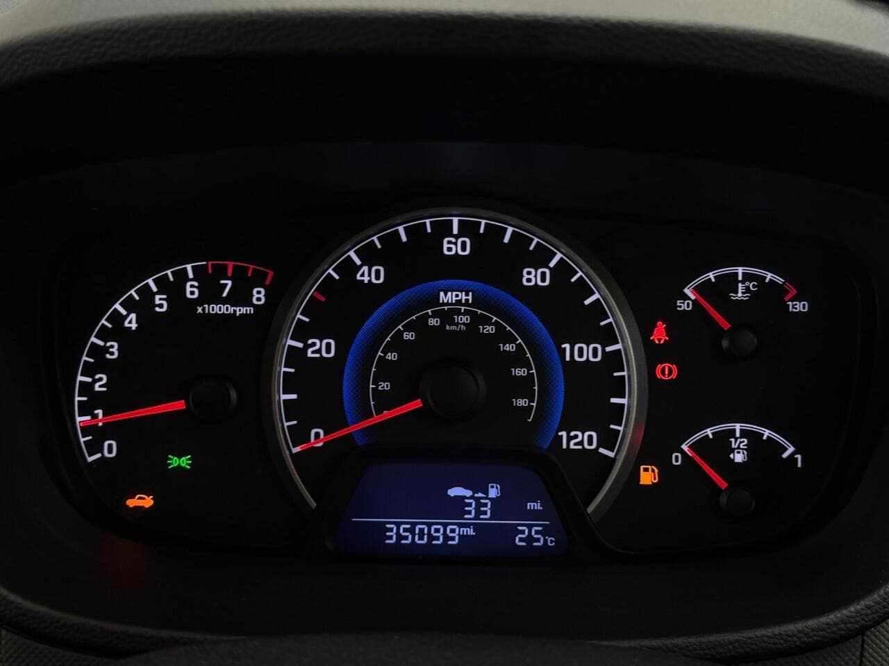 Hyundai i10 thumbnail Driver Instruments