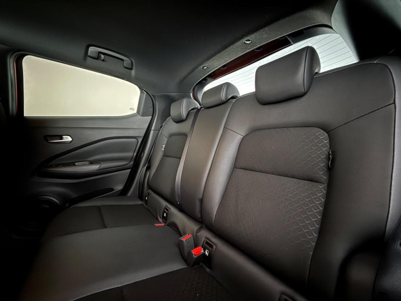 Nissan Juke thumbnail Seats Rear
