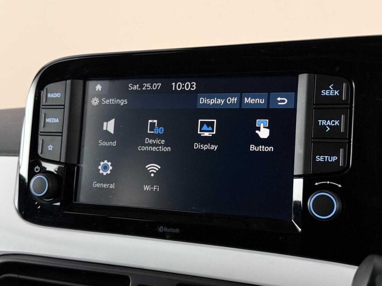 Hyundai i10 thumbnail Infotainment System