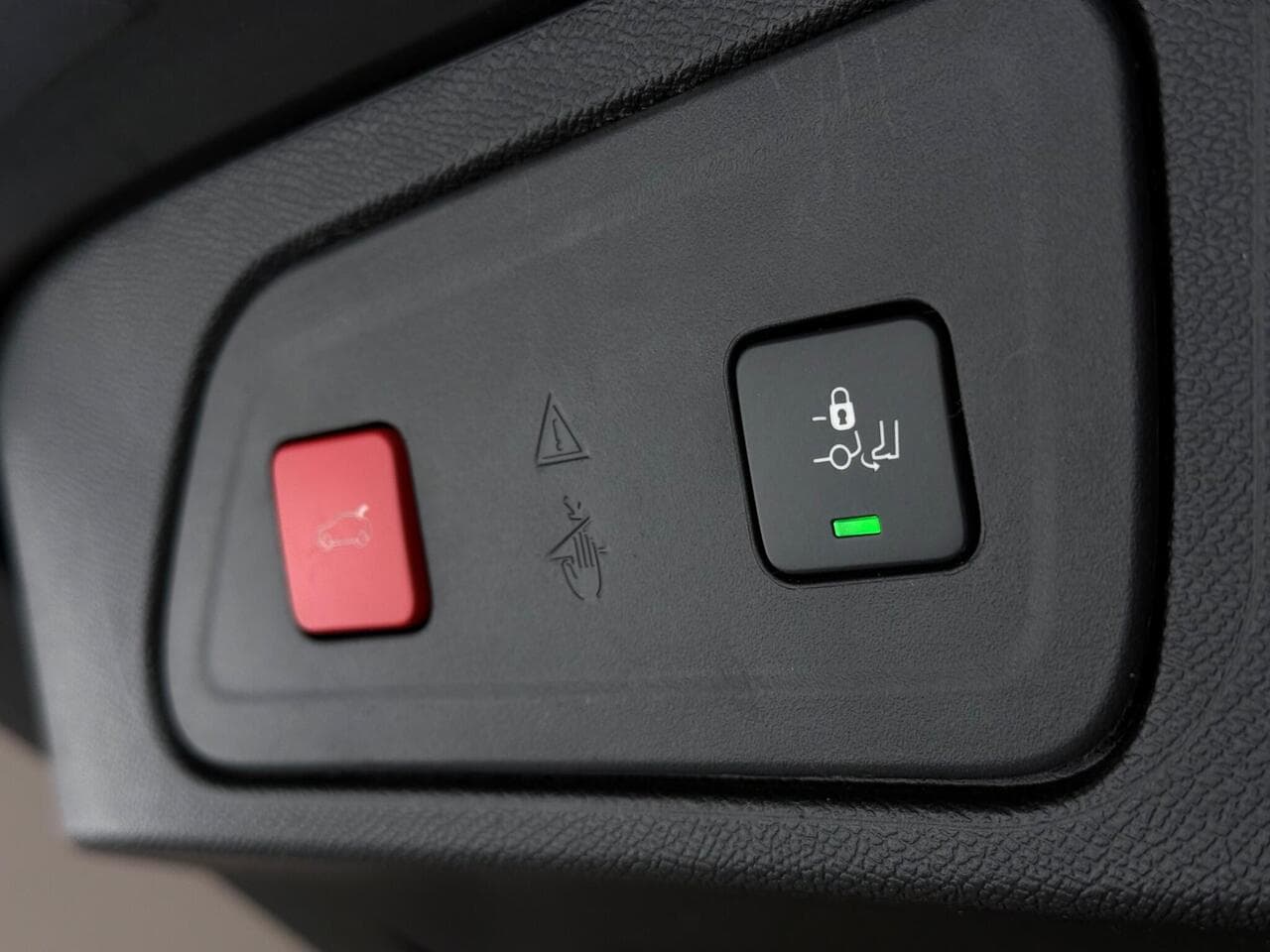 Citroen C5 Aircross thumbnail Misc Controls