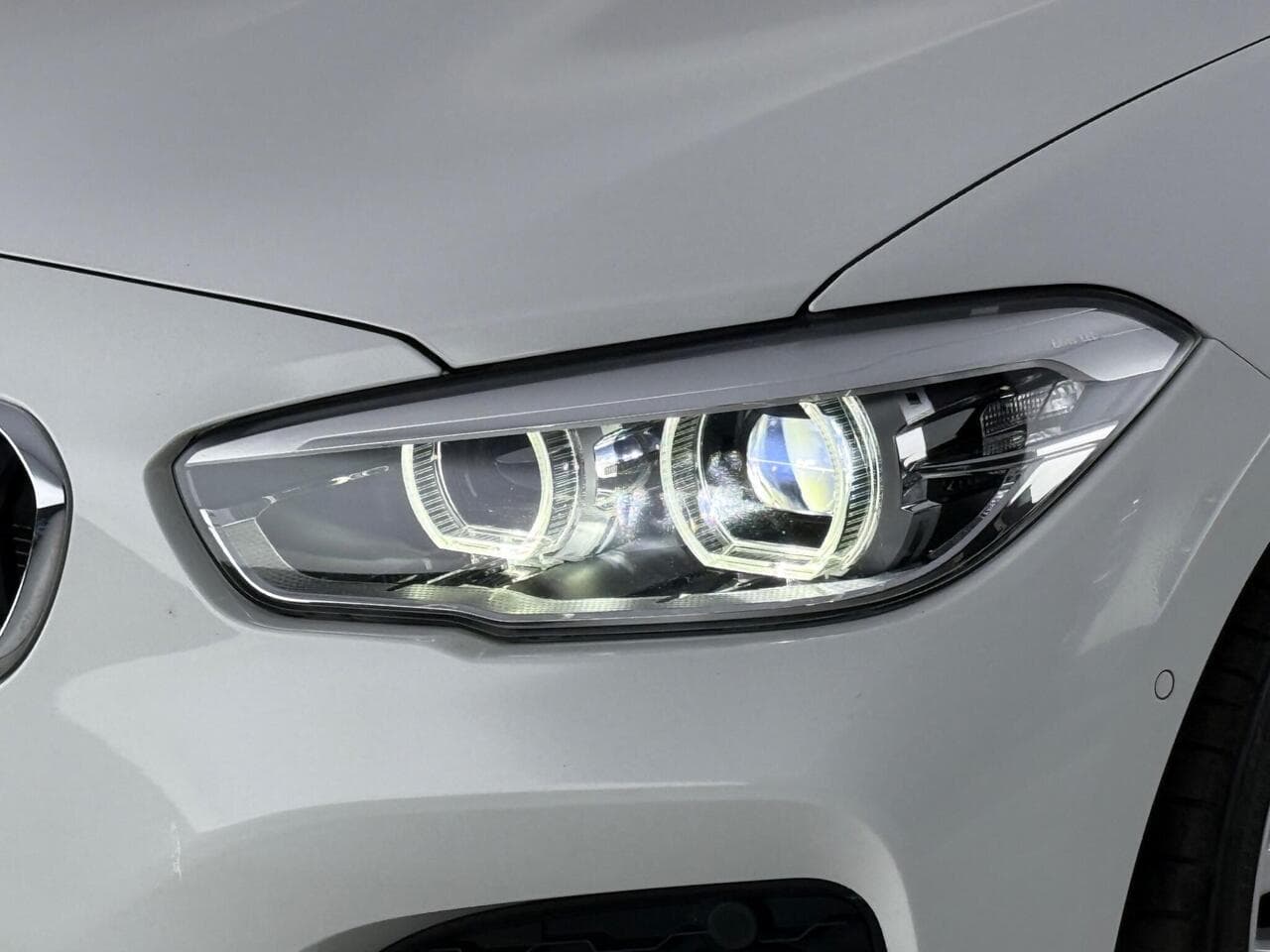 BMW 1 Series thumbnail Lights Front