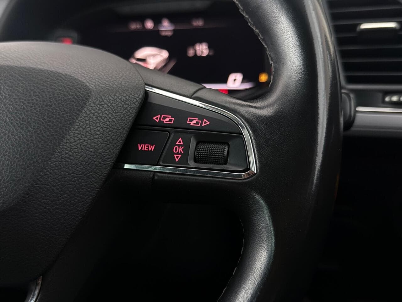 SEAT Leon thumbnail Misc Controls