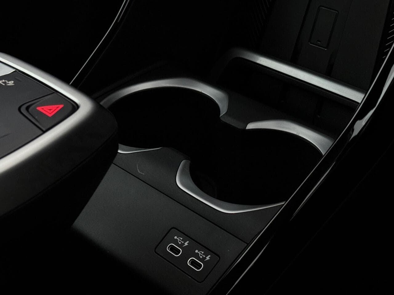 BMW iX1 thumbnail Misc Controls