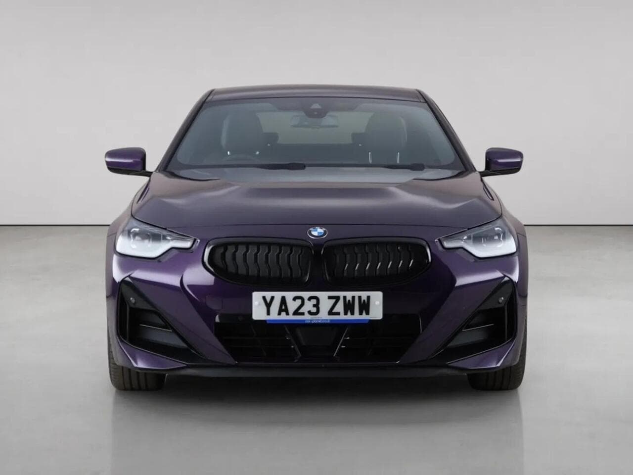 BMW 2 Series thumbnail Front