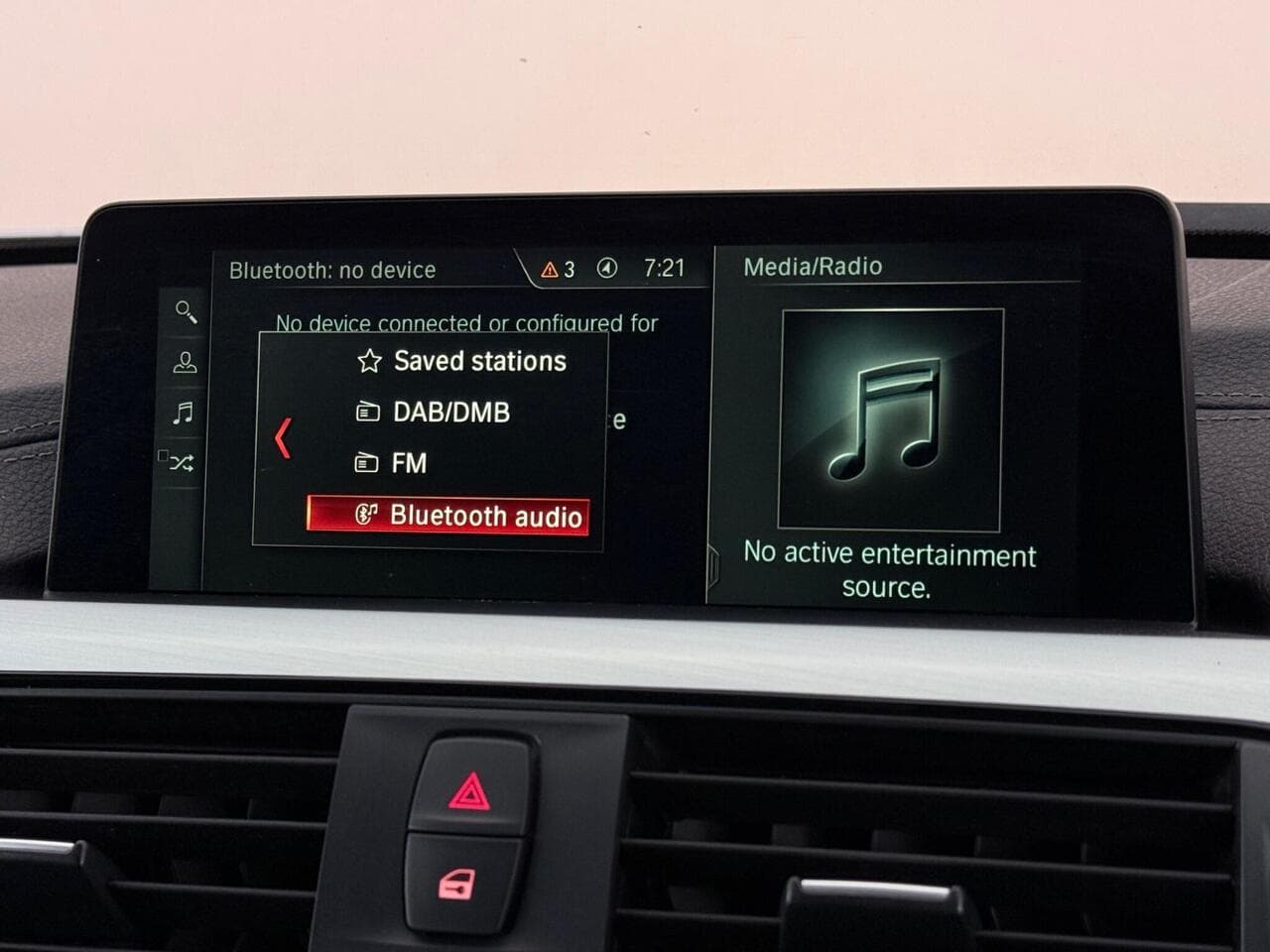 BMW 4 Series thumbnail Infotainment System