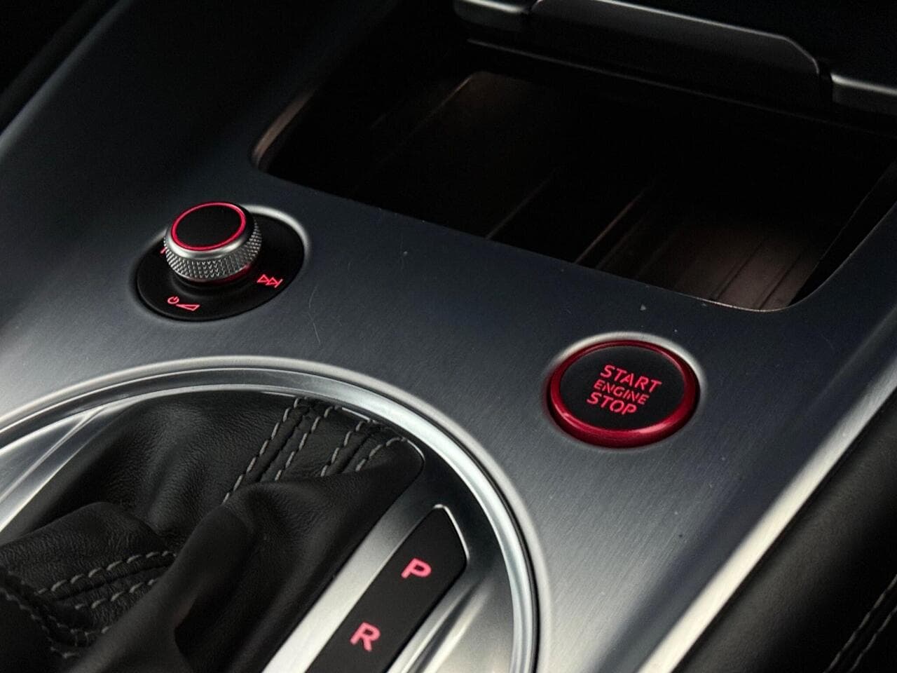 Audi TTS thumbnail Misc Controls
