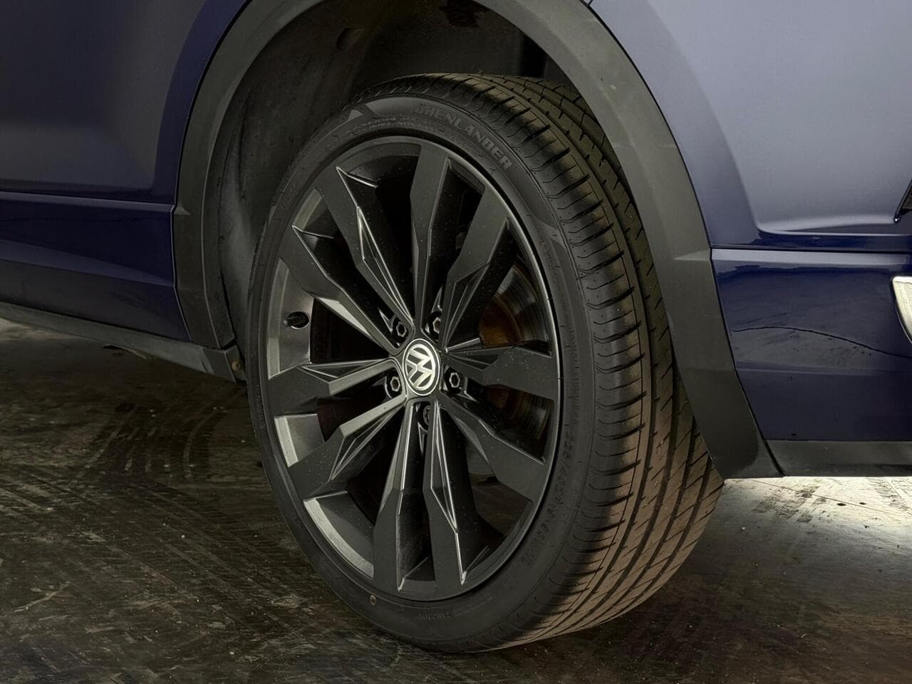 Volkswagen T-Roc thumbnail Wheel