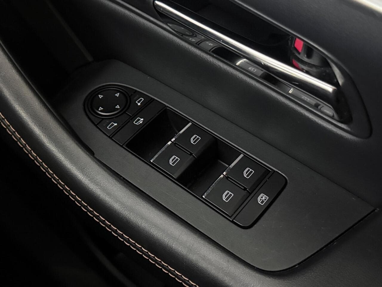 Mazda CX-60 thumbnail Misc Controls
