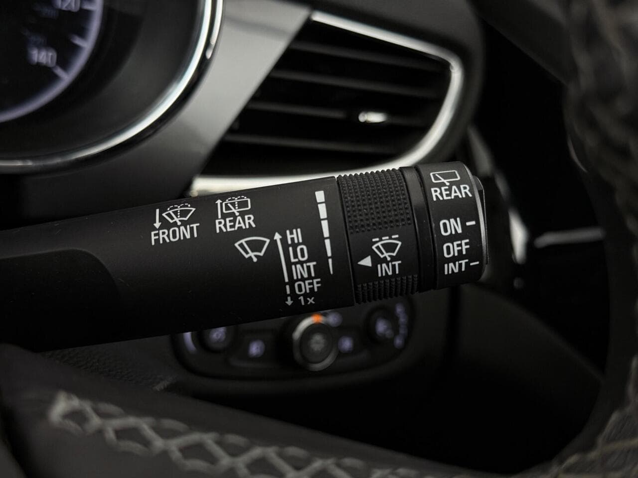 Vauxhall Mokka X thumbnail Misc Controls