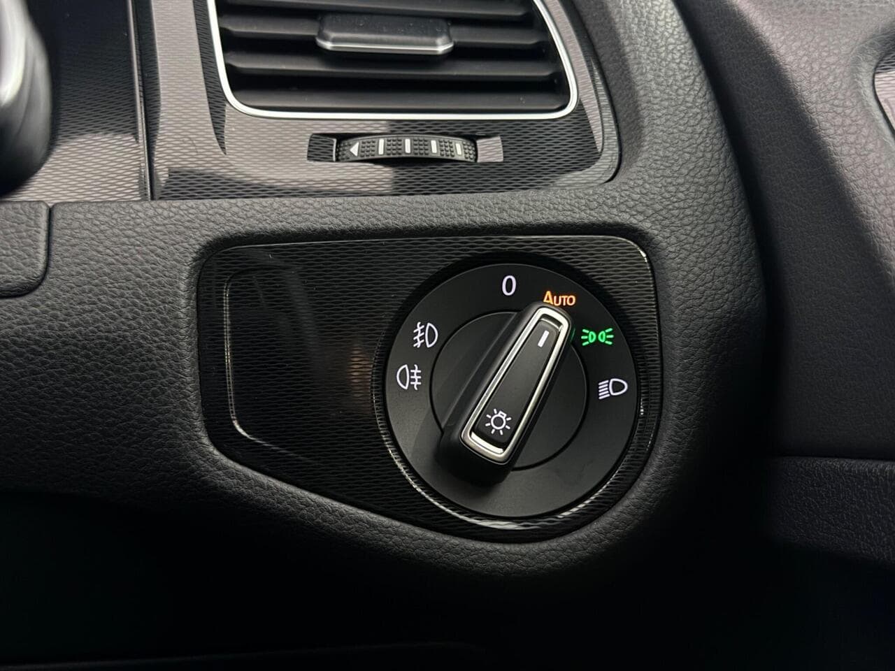 Volkswagen Golf thumbnail Misc Controls