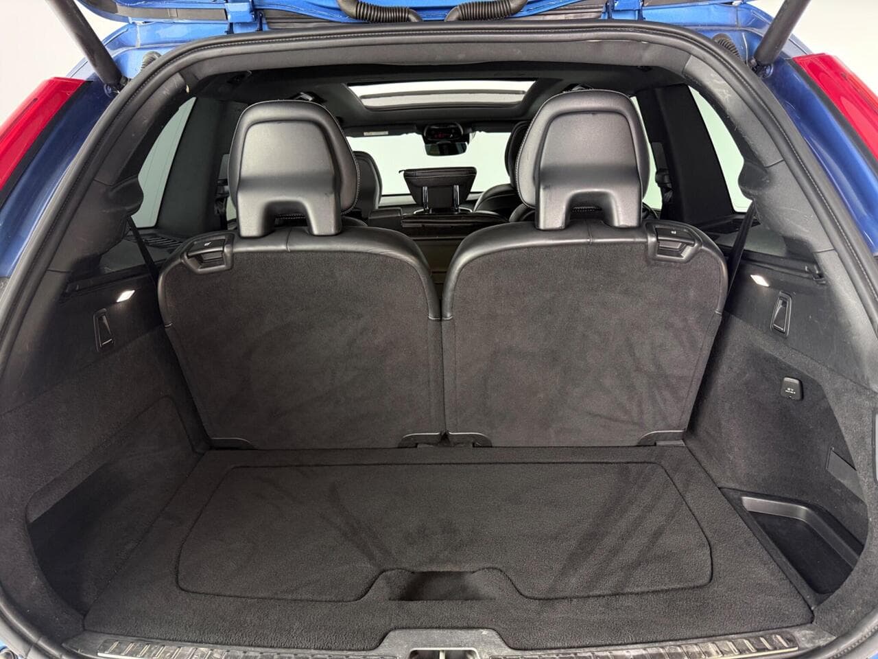 Volvo XC90 thumbnail Boot