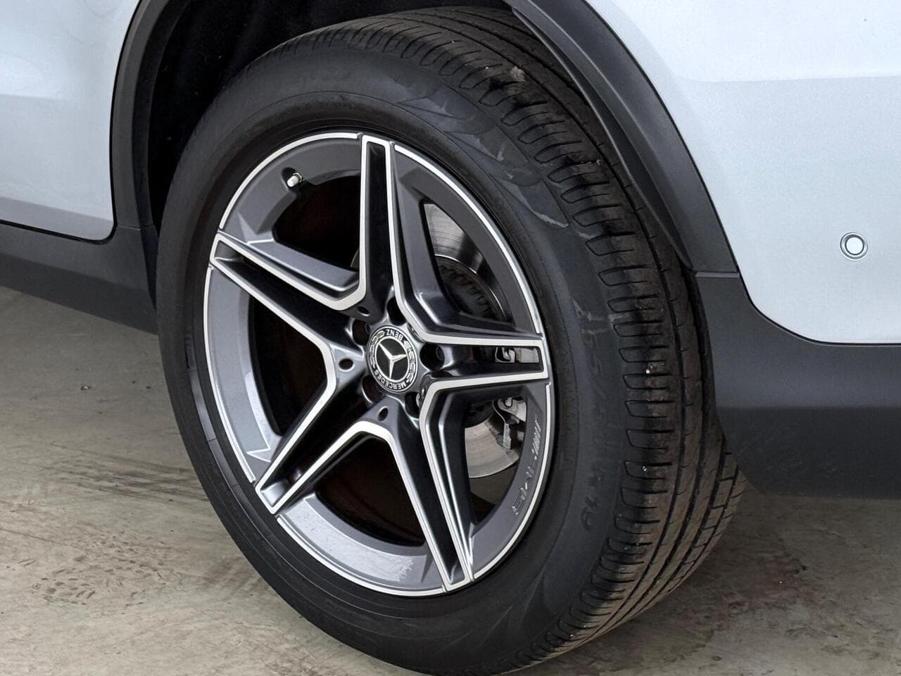 Mercedes-Benz GLC thumbnail Wheel