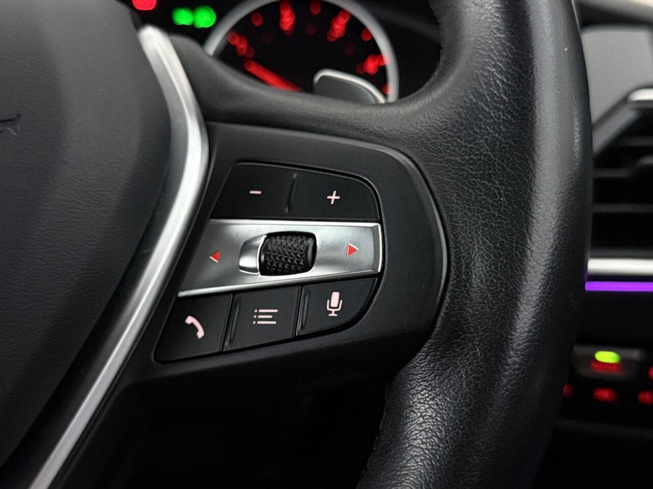 BMW 3 Series thumbnail Misc Controls