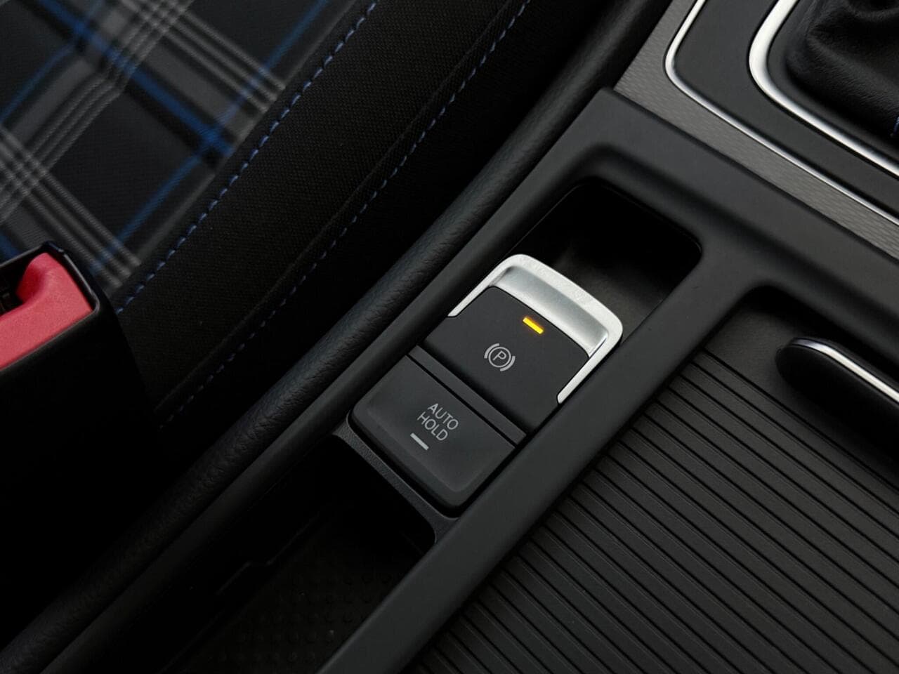 Volkswagen Golf thumbnail Misc Controls