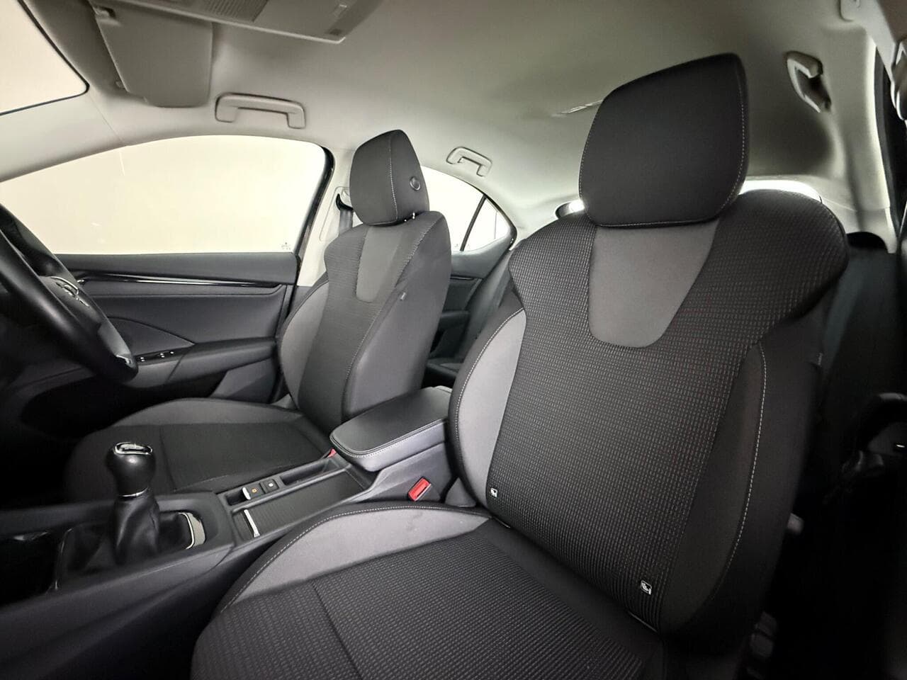 Skoda Octavia thumbnail Seat Front Passenger