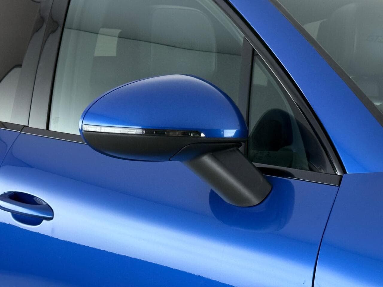 Porsche Macan thumbnail Wing Mirror