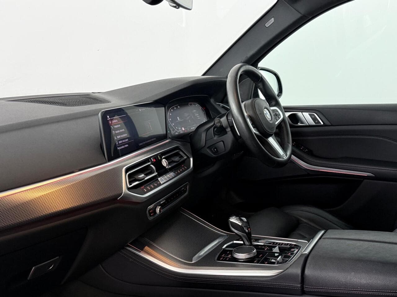 BMW X5 thumbnail Interior Front