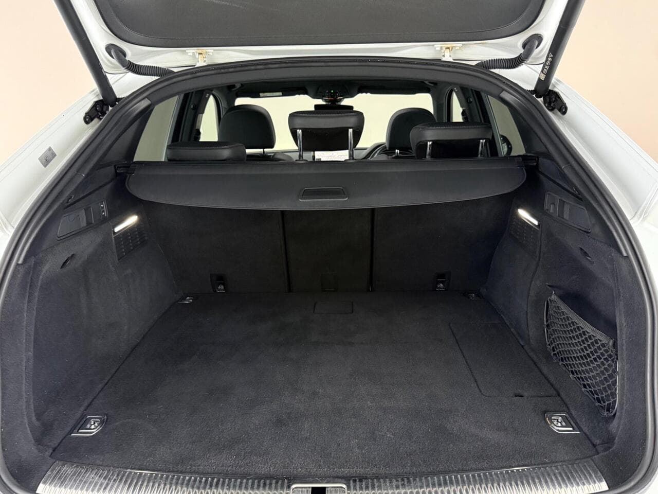 Audi Q5 thumbnail Boot
