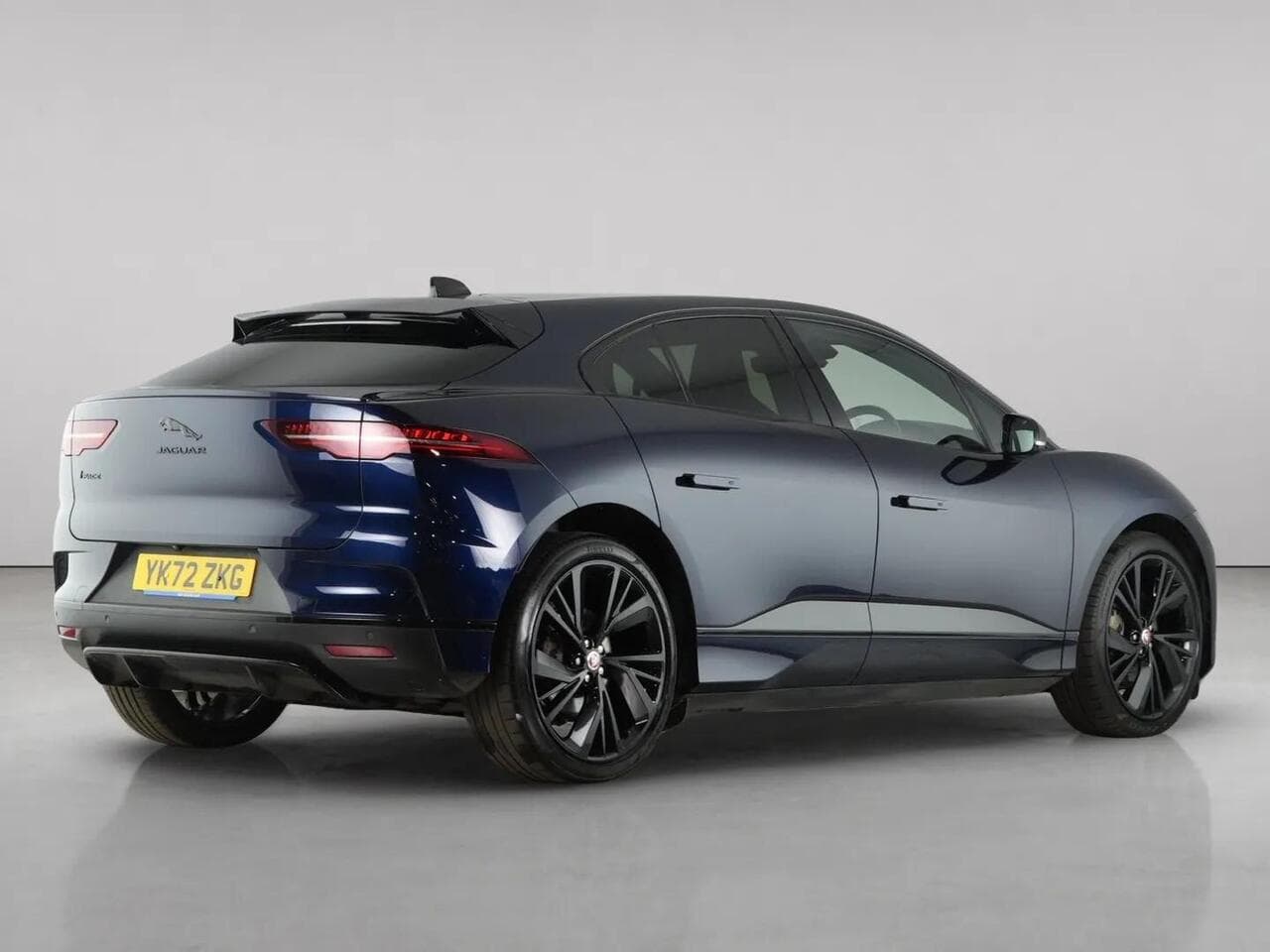 Jaguar I-PACE thumbnail Rear Right