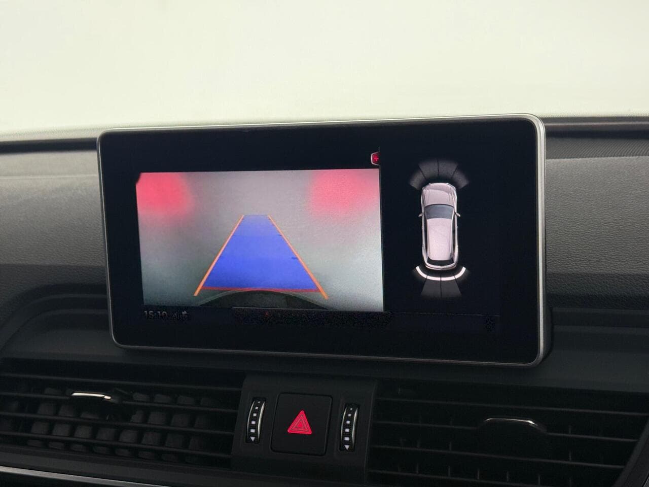 Audi Q5 thumbnail Infotainment System