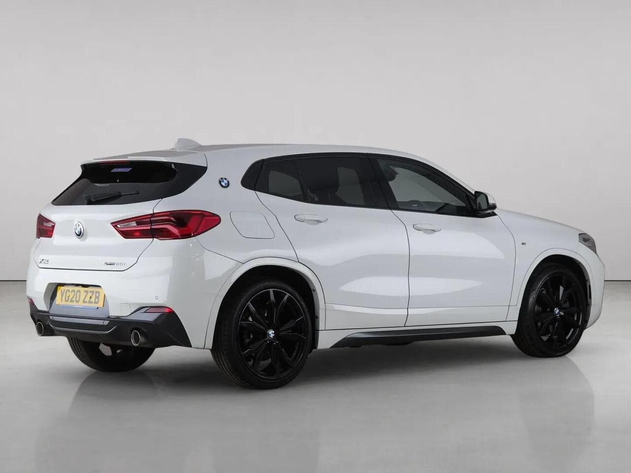 BMW X2 thumbnail Rear Right