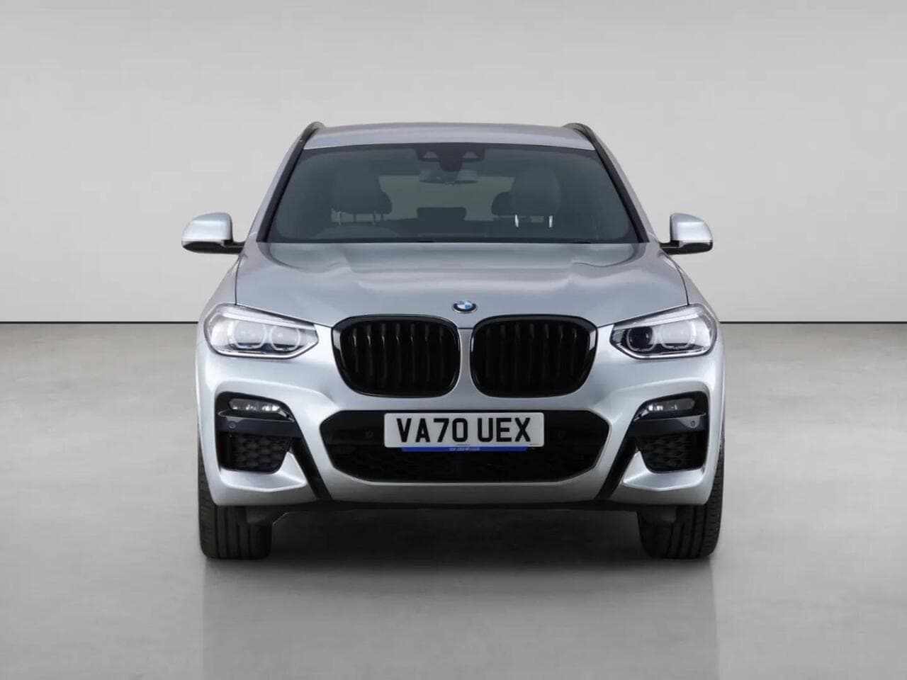 BMW X3 thumbnail Front