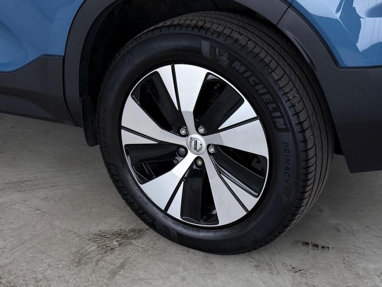 Volvo XC40 thumbnail Wheel