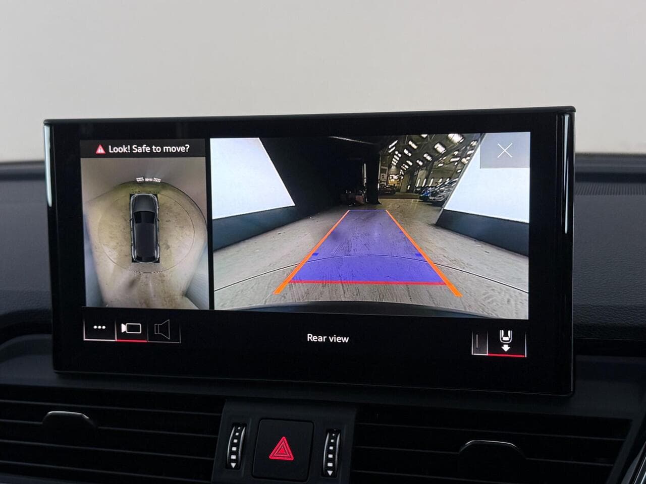 Audi Q5 thumbnail Infotainment System