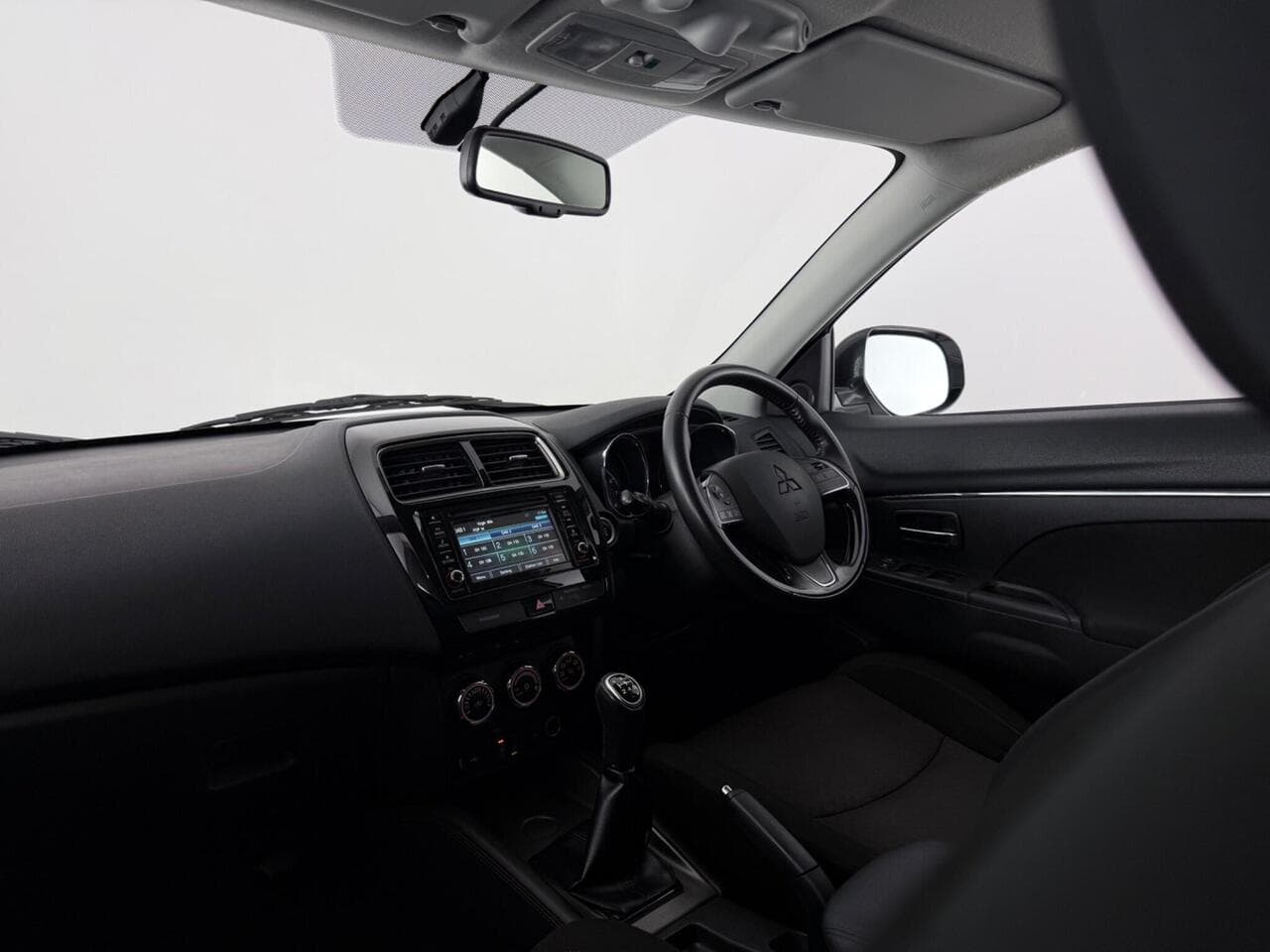 Mitsubishi ASX thumbnail Interior Front