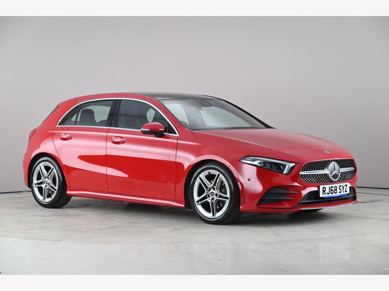 Mercedes-Benz A Class - Mercedes-Benz A Class 1.3 A200 AMG Line (Premium Plus) 7G-DCT Euro 6 (s/s) 5dr