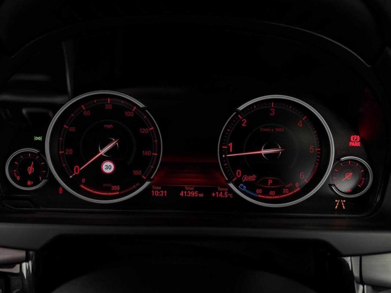 BMW X5 thumbnail Driver Instruments
