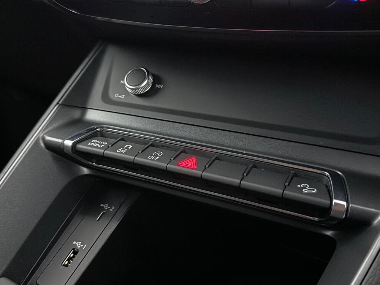 Audi Q3 thumbnail Inconclusive