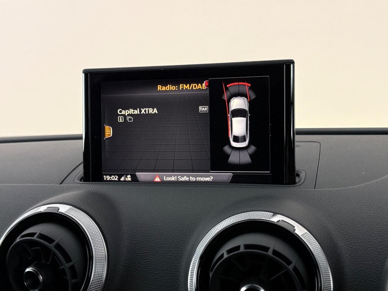Audi A3 thumbnail Infotainment System