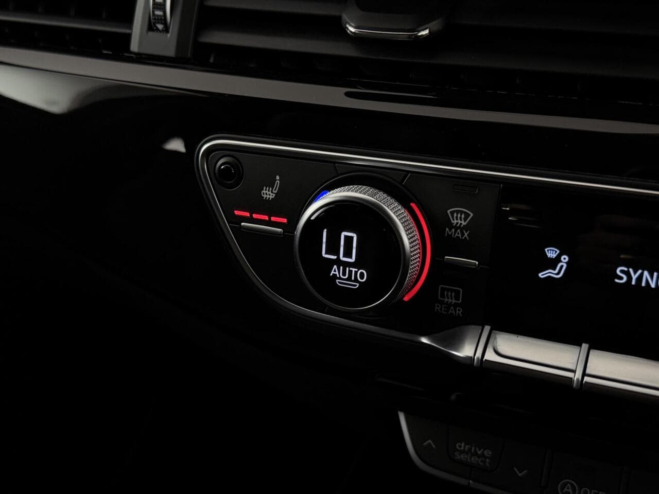 Audi A4 thumbnail Misc Controls