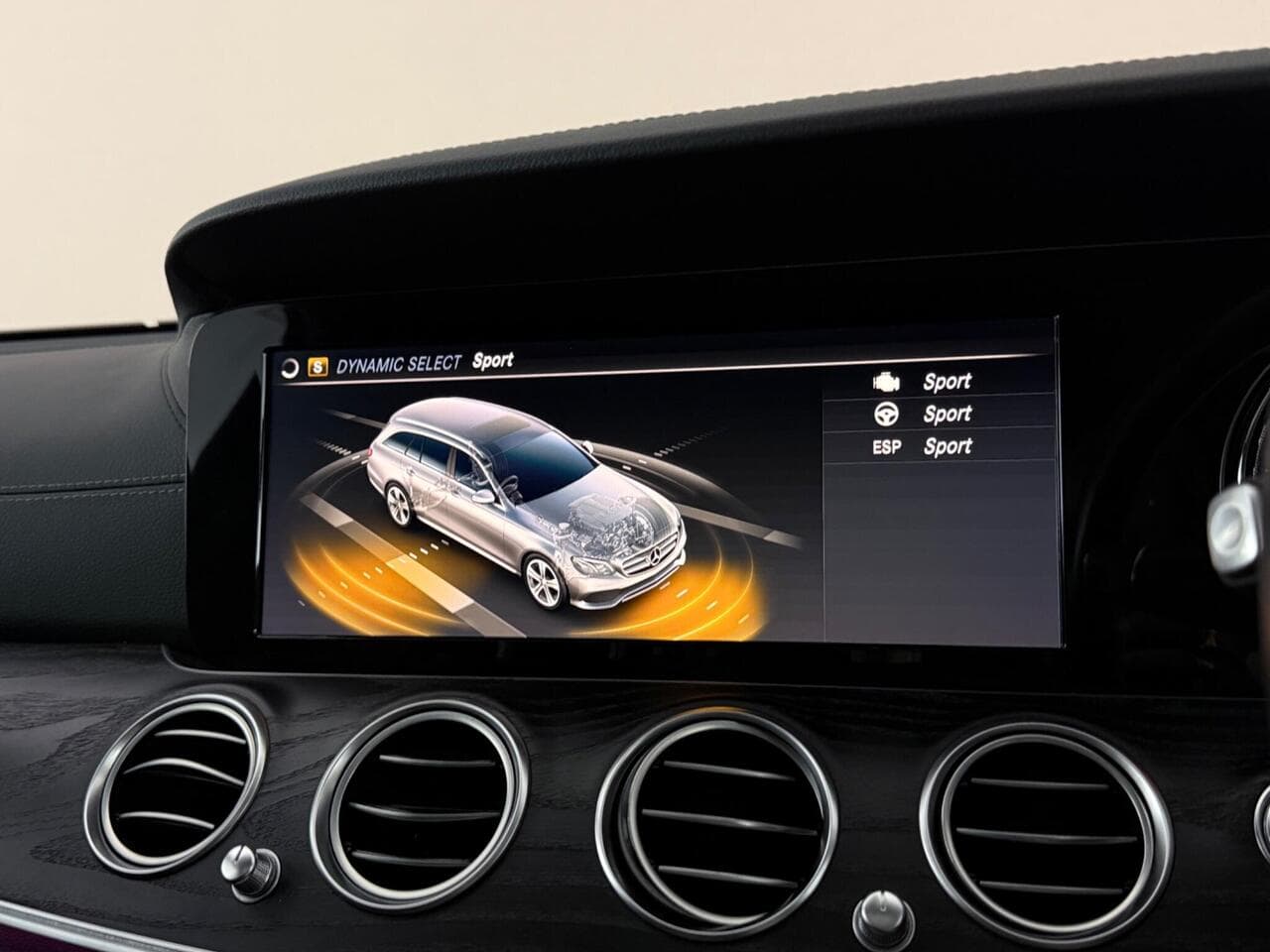 Mercedes-Benz E Class thumbnail Infotainment System