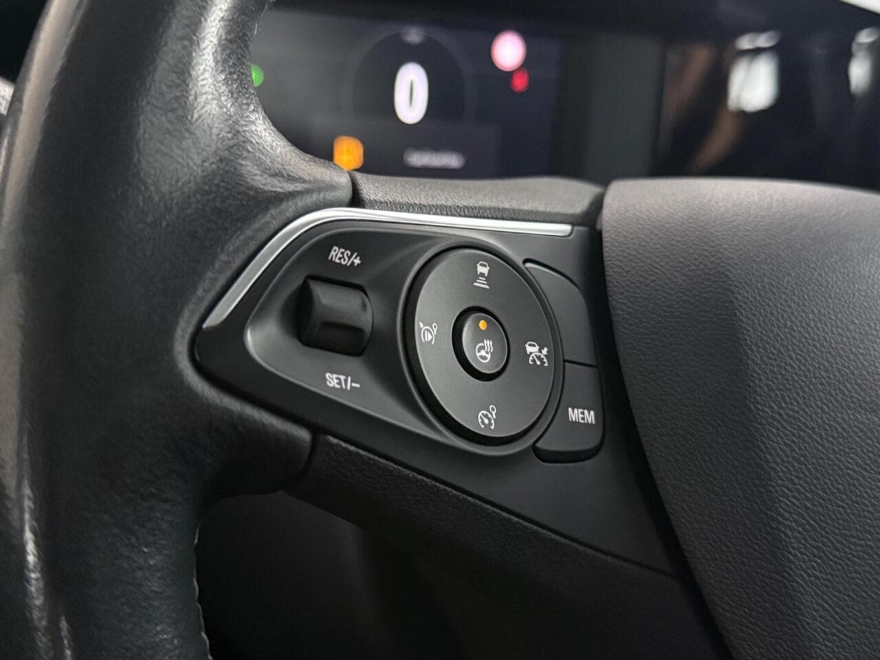 Vauxhall Mokka thumbnail Misc Controls