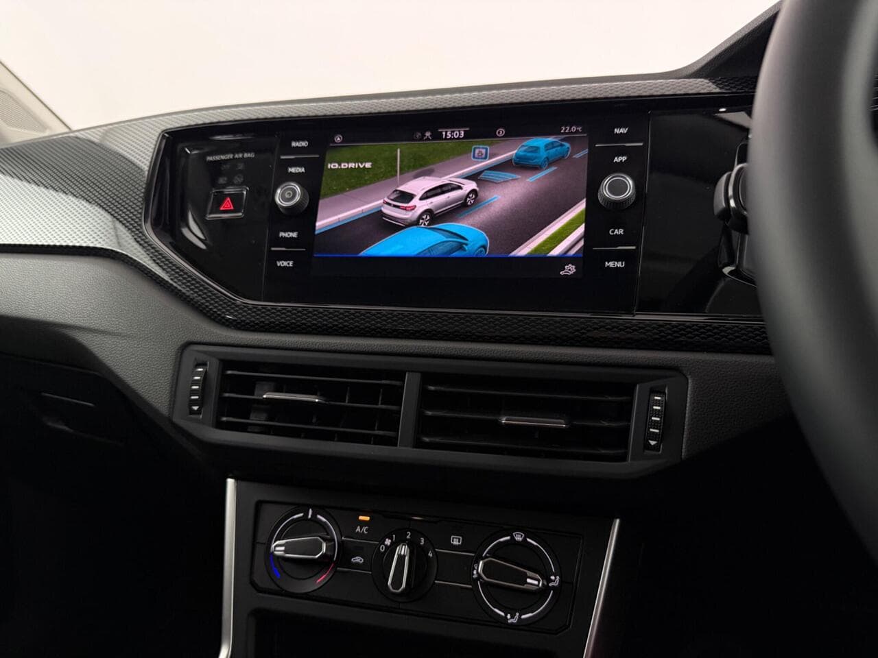 Volkswagen Taigo thumbnail Infotainment System