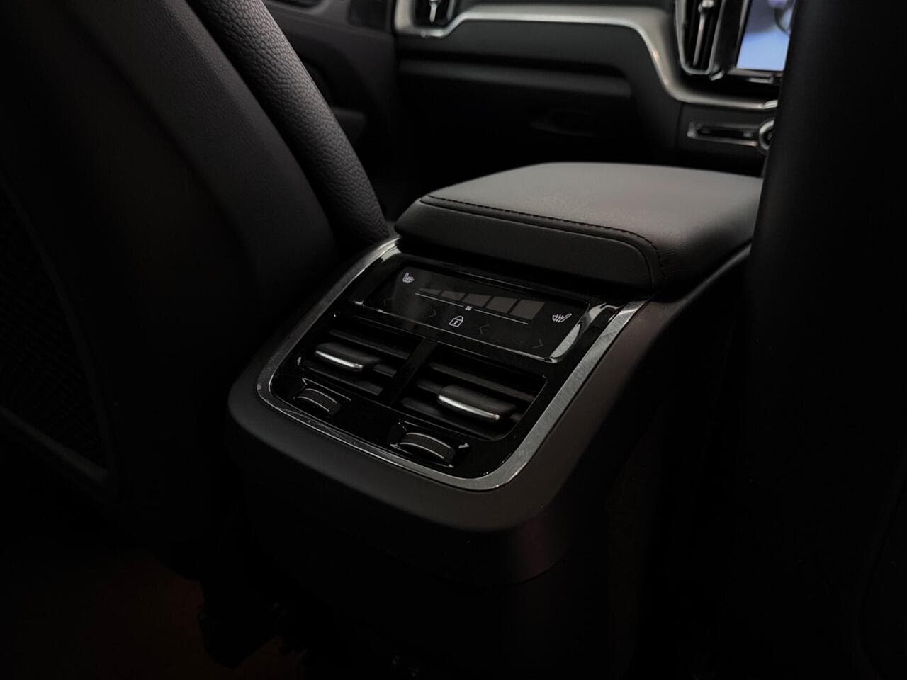 Volvo XC60 thumbnail Inconclusive