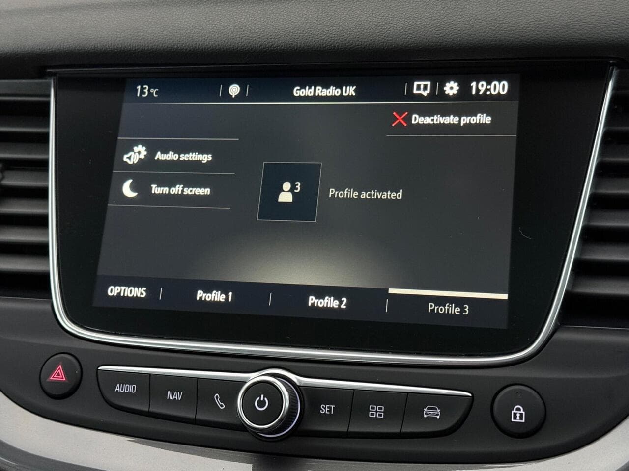Vauxhall Grandland X thumbnail Infotainment System