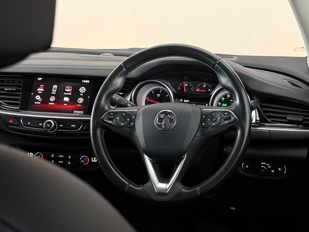 Vauxhall Insignia thumbnail Steering Wheel
