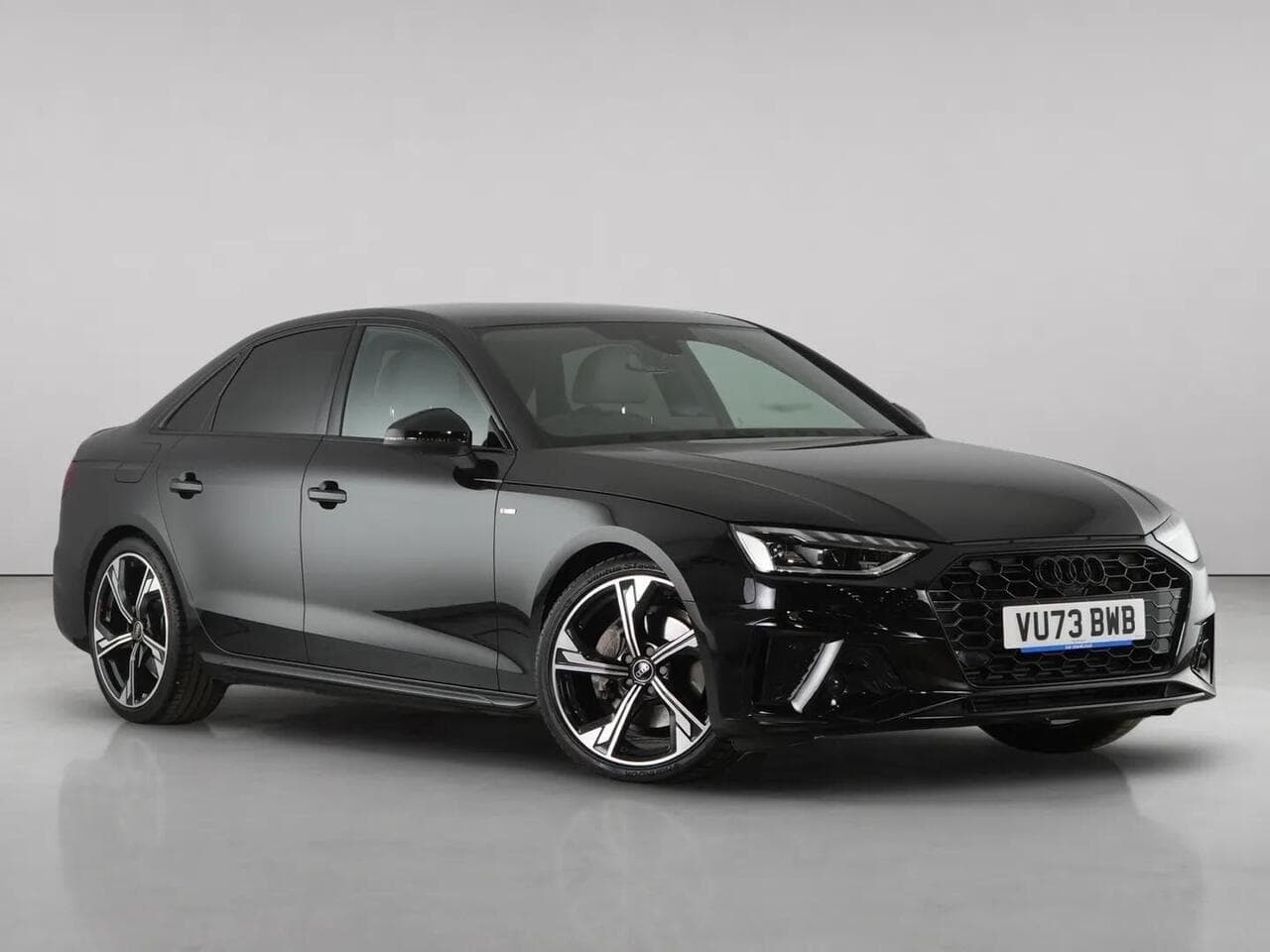 Audi A4 - Audi A4 2.0 TFSI 40 Black Edition Saloon 4dr Petrol S Tronic Euro 6 (s/s) (204 ps)