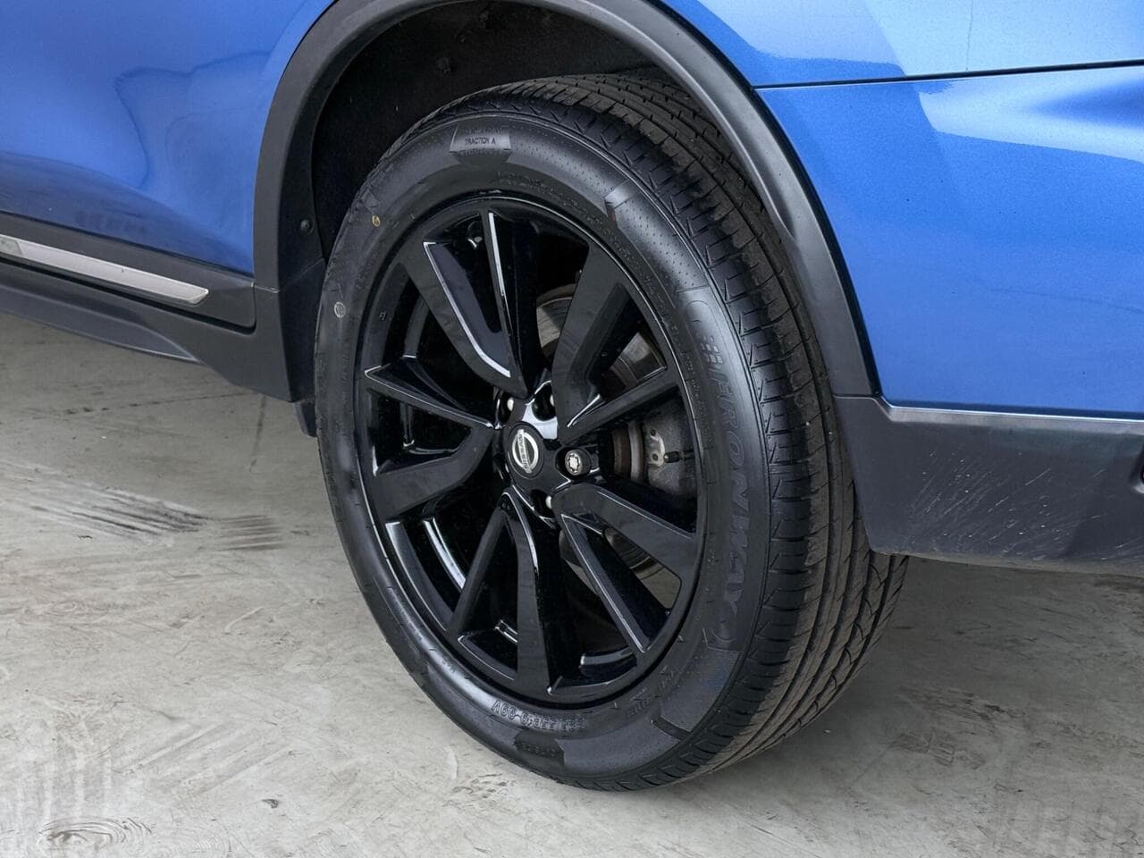 Nissan X-Trail thumbnail Wheel