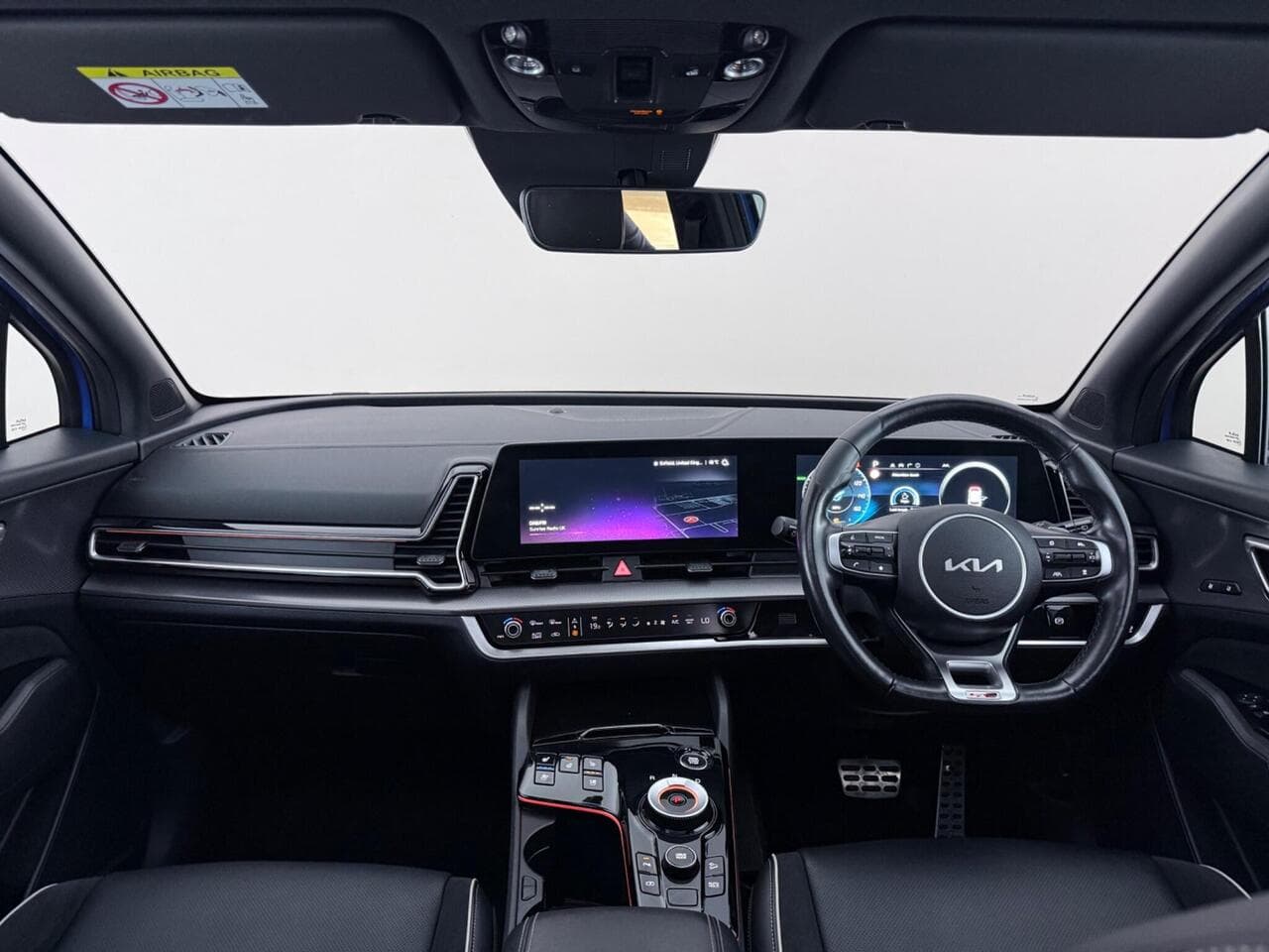 Kia Sportage thumbnail Interior Front